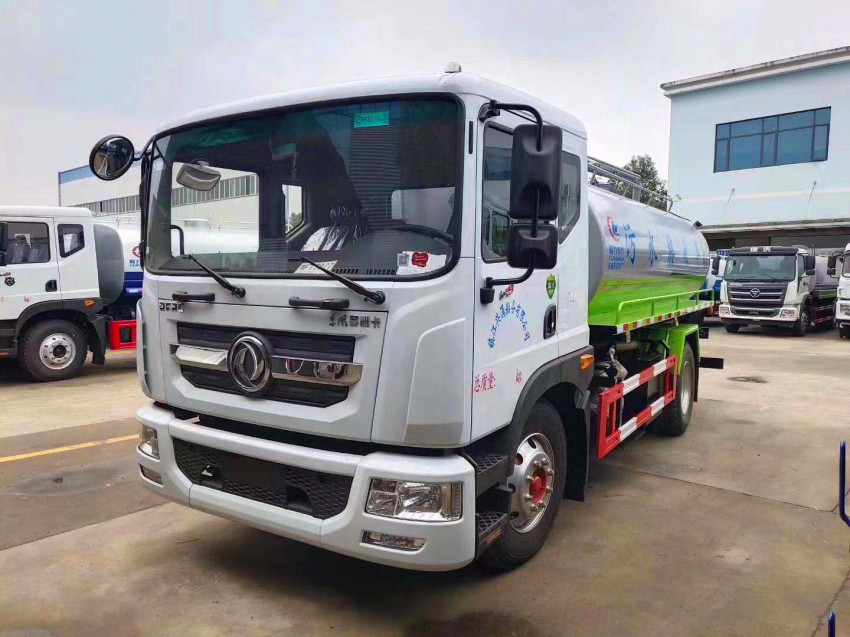 真空吸糞車(chē) 真空吸糞車(chē)