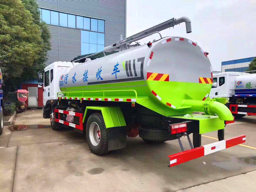 真空吸糞車(chē) 真空吸糞車(chē)