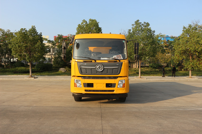 東風天錦12方清洗吸污車 東風天錦12方清洗吸污車