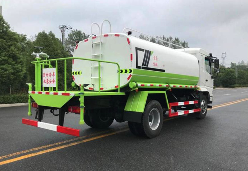 大運12噸灑水車