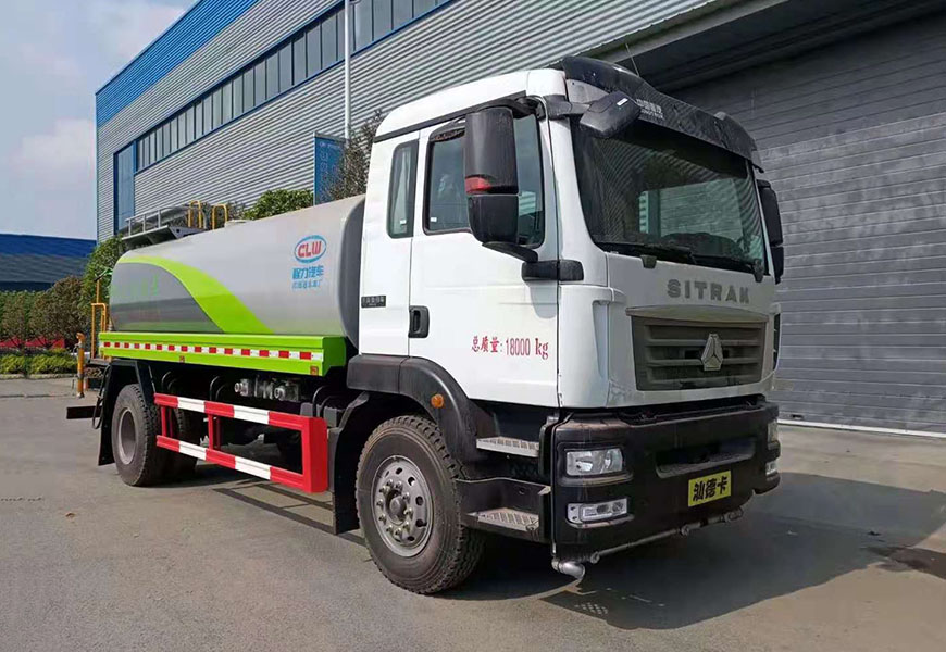 重汽汕德卡單橋?yàn)⑺?chē)